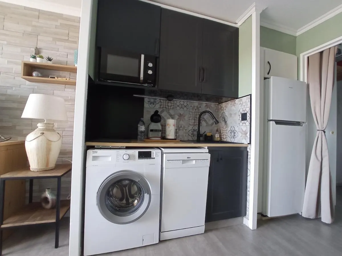 Apartamento Cap Esterel Studio Climatise Vue Mer Partielle Saint-Raphaël França